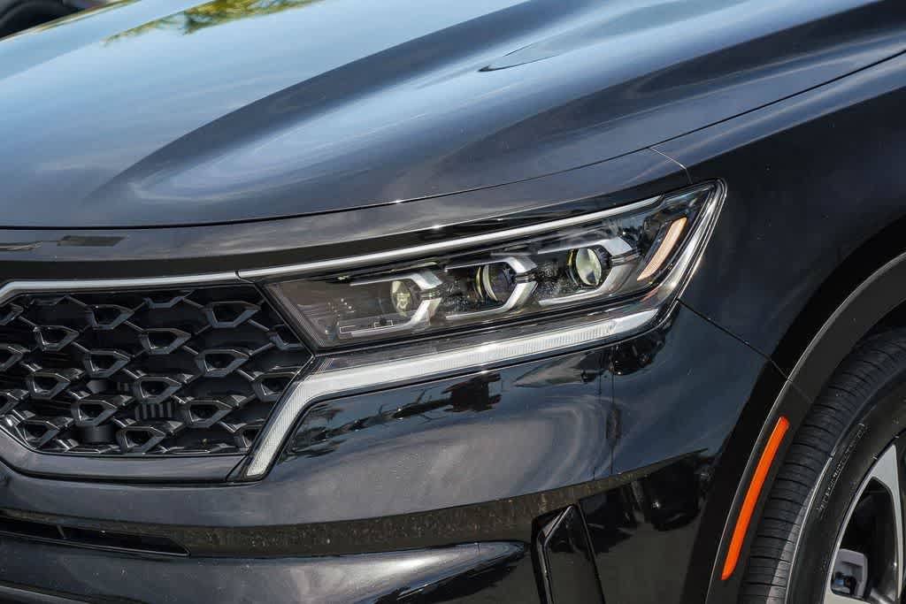 Certified 2023 Kia Sorento SX Prestige AWD/4WD image 8