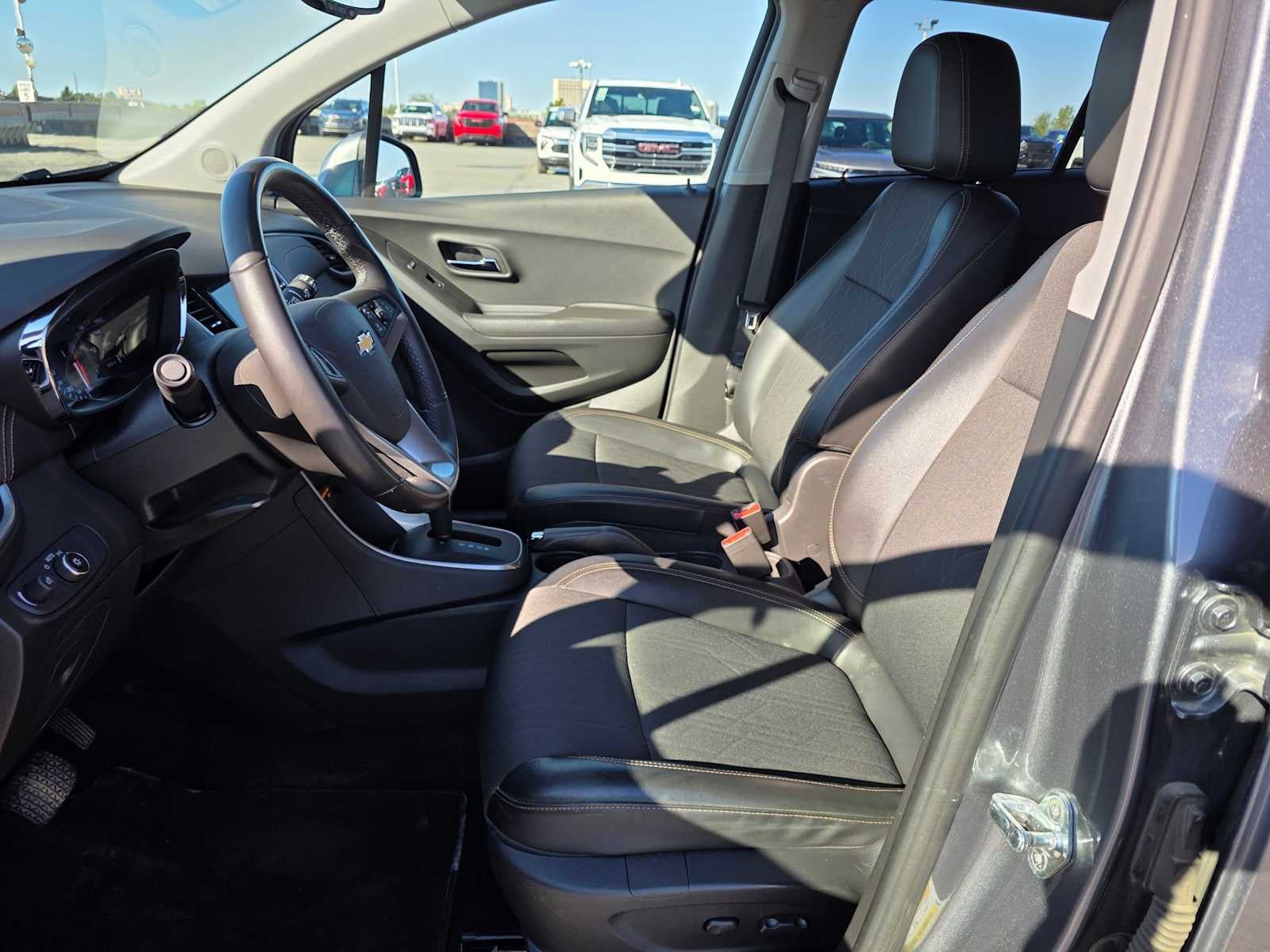Certified 2019 Chevrolet Trax LT w/ LT Convenience Package AWD/4WD image 19