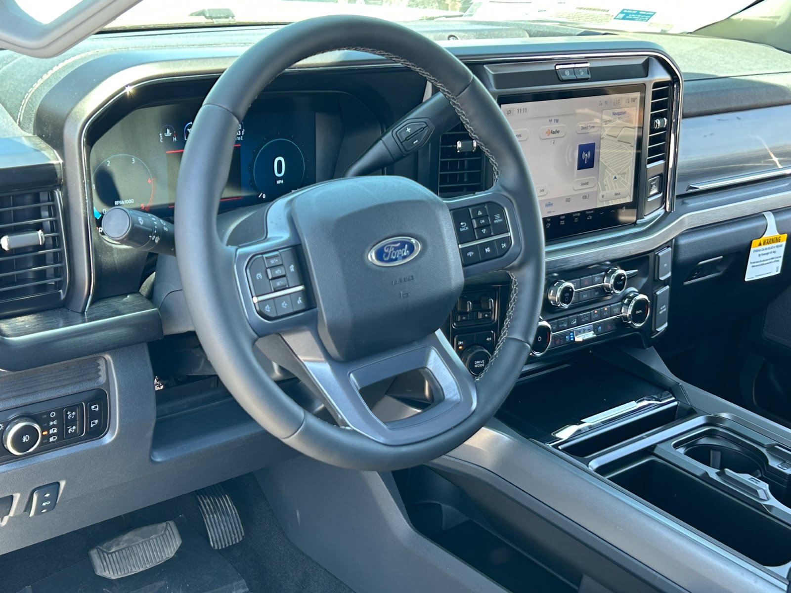 New 2026 Ford F250 Lariat w/ Black Appearance Package AWD/4WD image 9