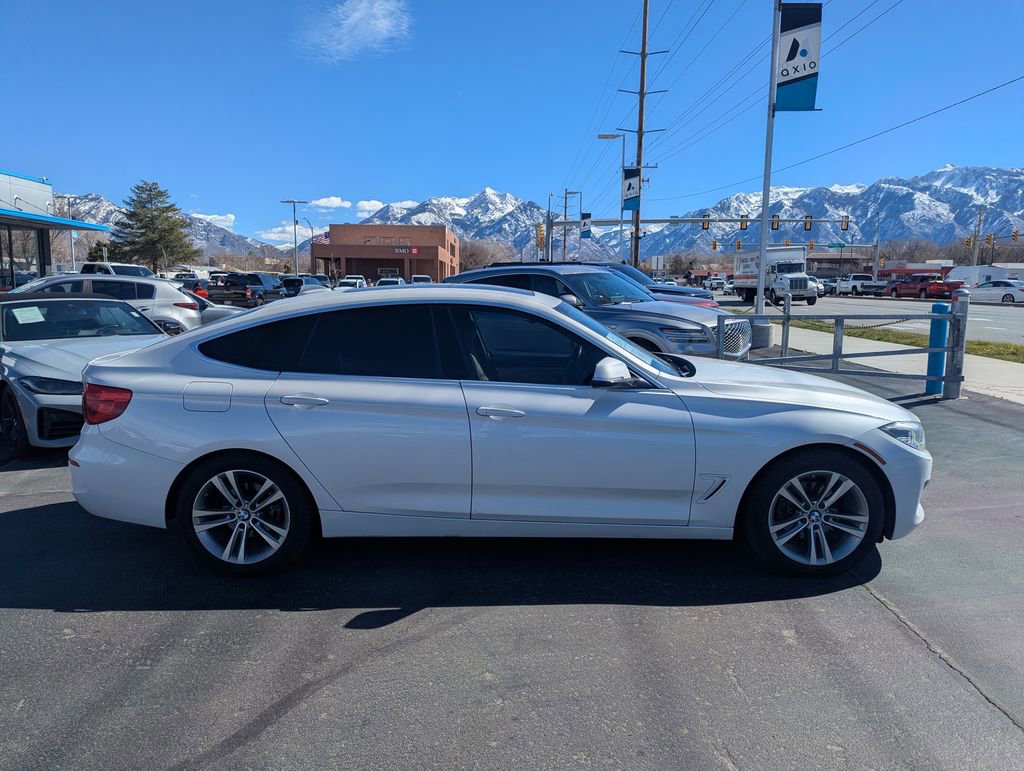 Used 2017 BMW 330i Gran Turismo xDrive w/ Driving Assistance Package AWD/4WD image 2
