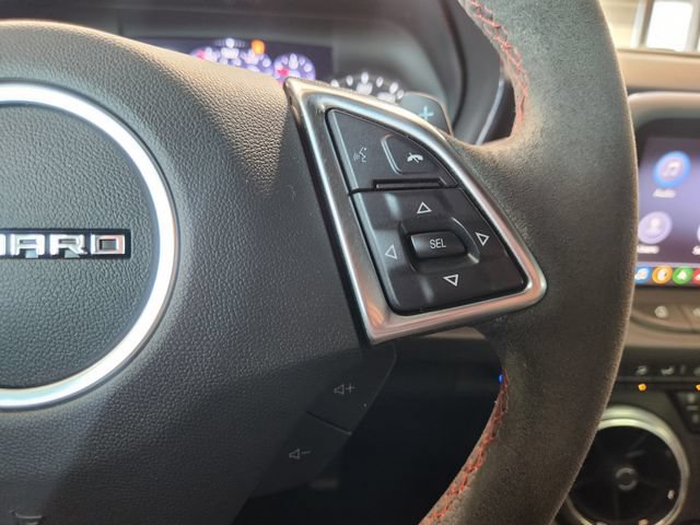 Used 2019 Chevrolet Camaro ZL1 RWD image 31