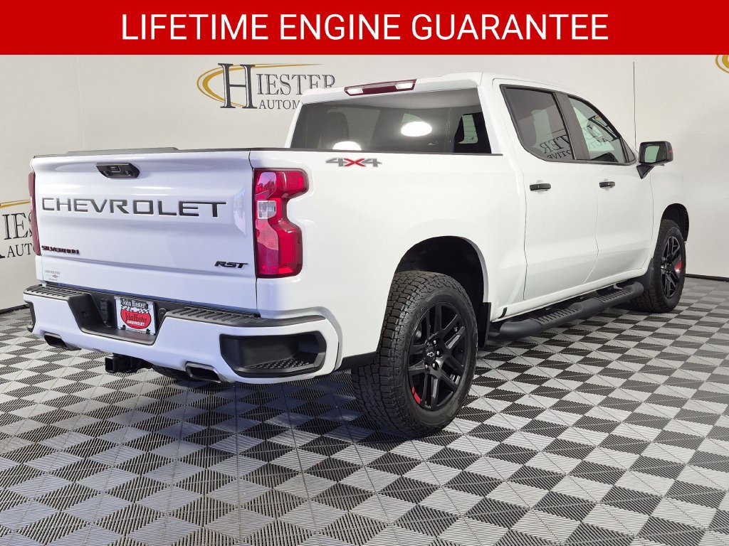 Certified 2023 Chevrolet Silverado 1500 RST w/ Redline Edition AWD/4WD image 4