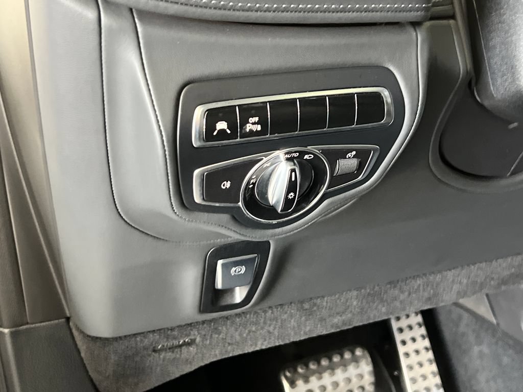 Used 2024 Mercedes-Benz G 550 image 31