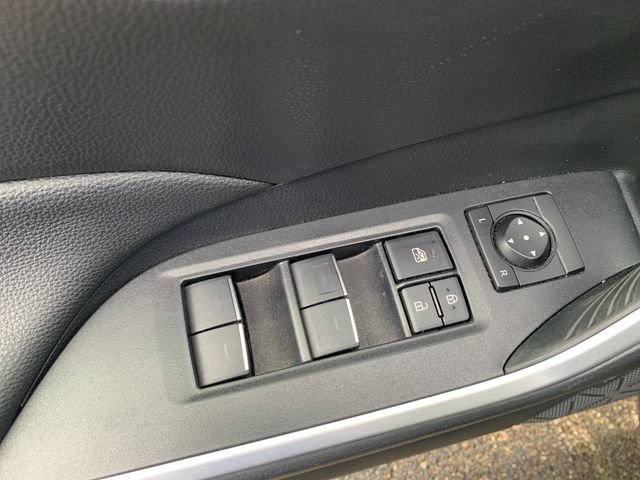 Used 2023 Toyota RAV4 XLE Premium AWD/4WD image 13