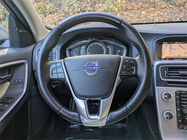 Used 2018 Volvo V60 T5 Dynamic w/ Vision Package image 15