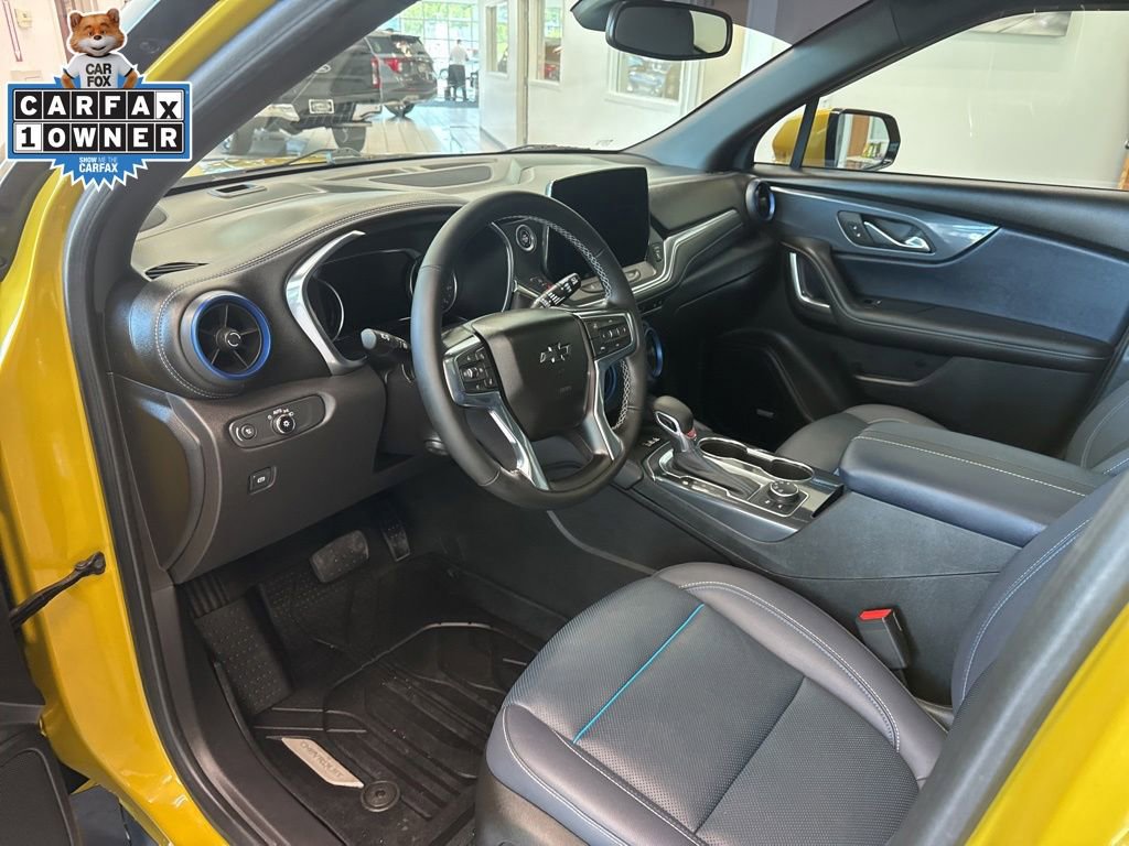 Used 2023 Chevrolet Blazer RS w/ Enhanced Convenience Package AWD/4WD image 2