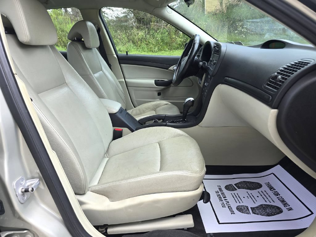 Used 2005 Saab 9-3 Linear FWD image 16