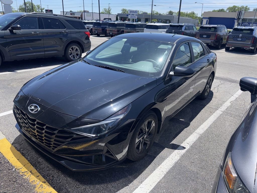 Certified 2023 Hyundai Elantra SEL
