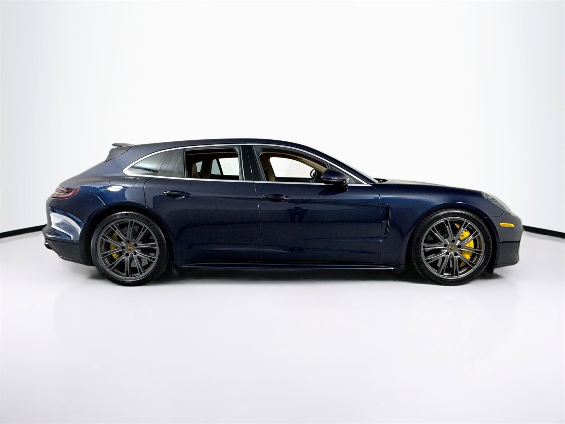 Used 2019 Porsche Panamera Turbo Sport Turismo image 8