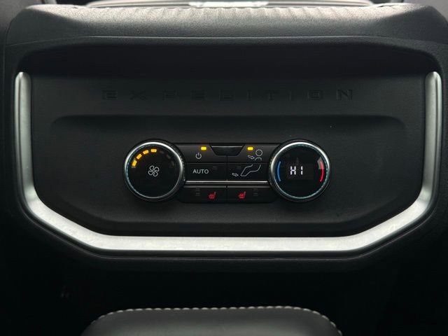 Used 2025 Ford Expedition Max Platinum image 33