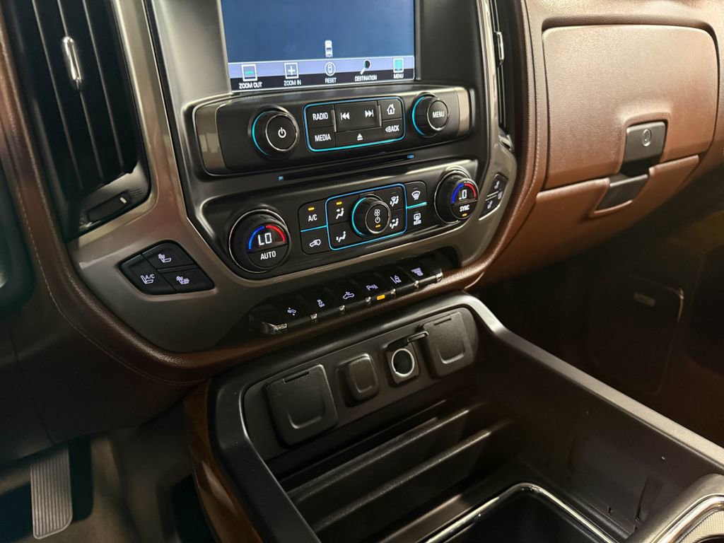 Used 2015 Chevrolet Silverado 2500 High Country w/ Duramax Plus Package image 82