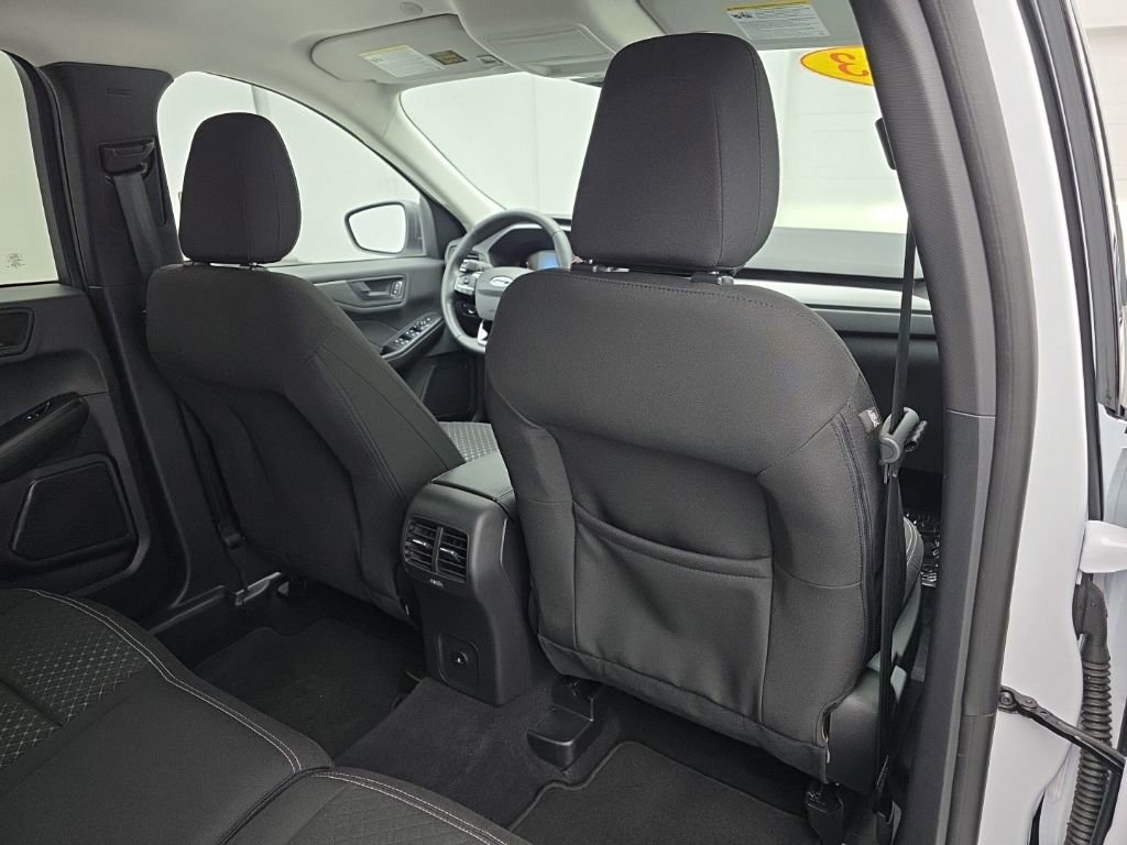 Used 2023 Ford Escape Active image 43