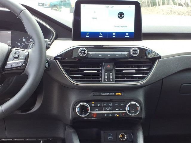 Used 2022 Ford Escape SE w/ SE Sport Appearance Package image 12