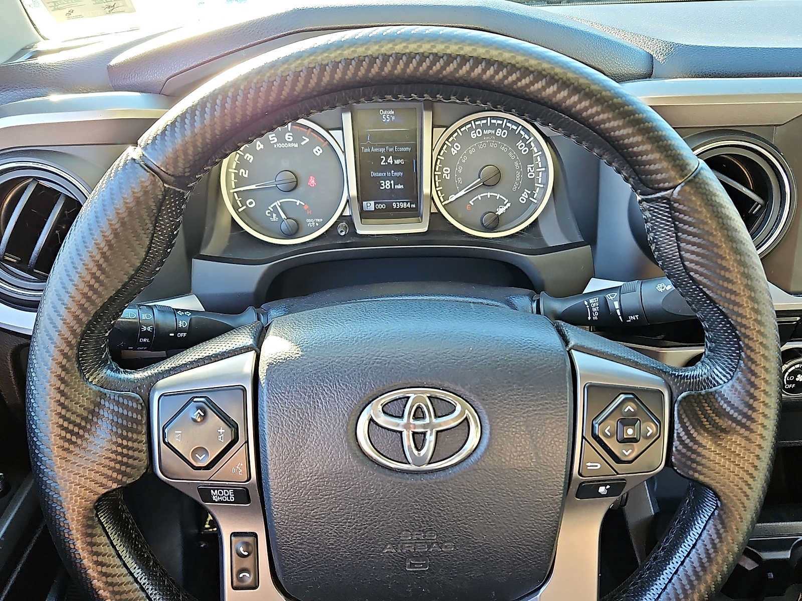 Used 2017 Toyota Tacoma SR5 w/ Tow Package AWD/4WD image 18