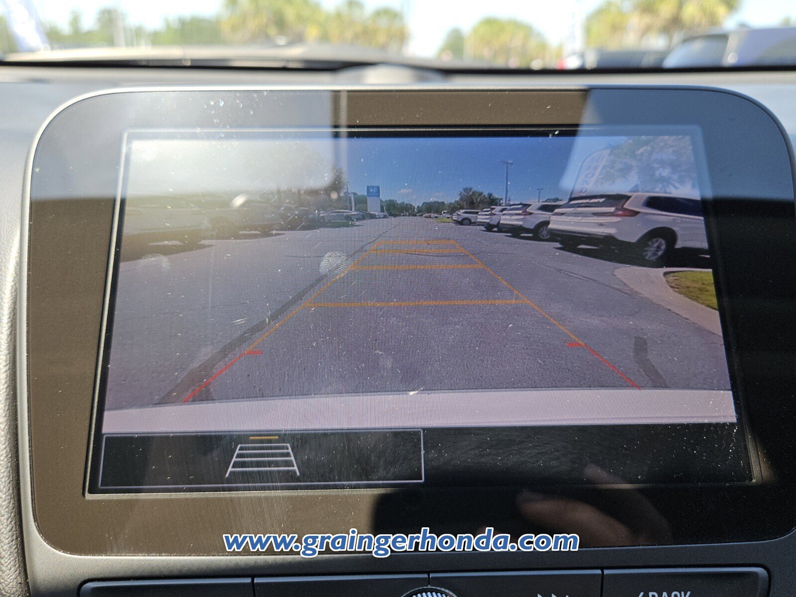 Used 2025 Chevrolet Malibu LT FWD image 16