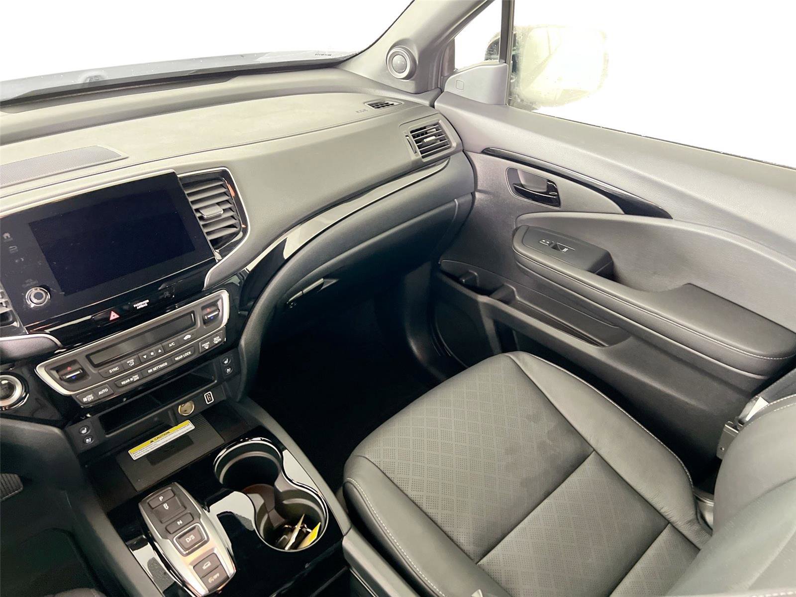 Used 2023 Honda Passport Elite image 21