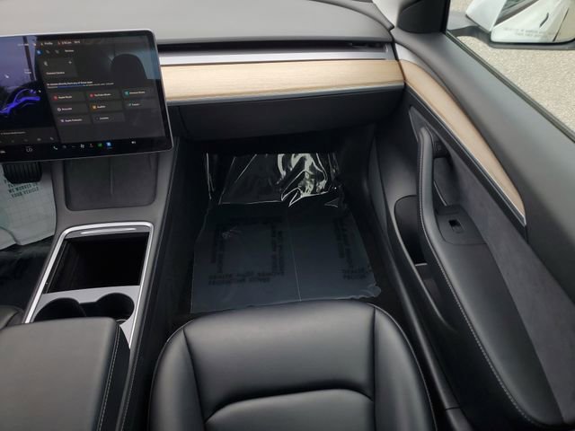 Used 2021 Tesla Model 3 Standard Range Plus image 19