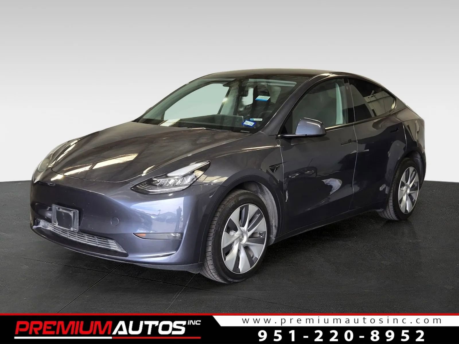Used 2023 Tesla Model Y AWD image 1