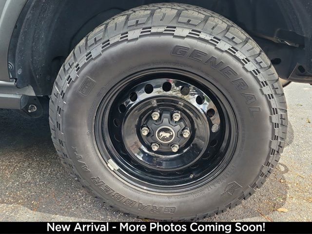 Used 2023 Ford Bronco Black Diamond image 4