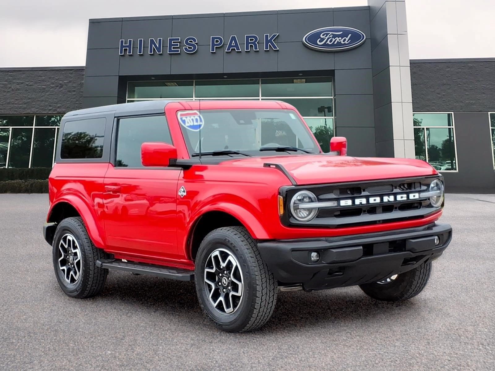 Certified 2022 Ford Bronco Outer Banks AWD/4WD image 1