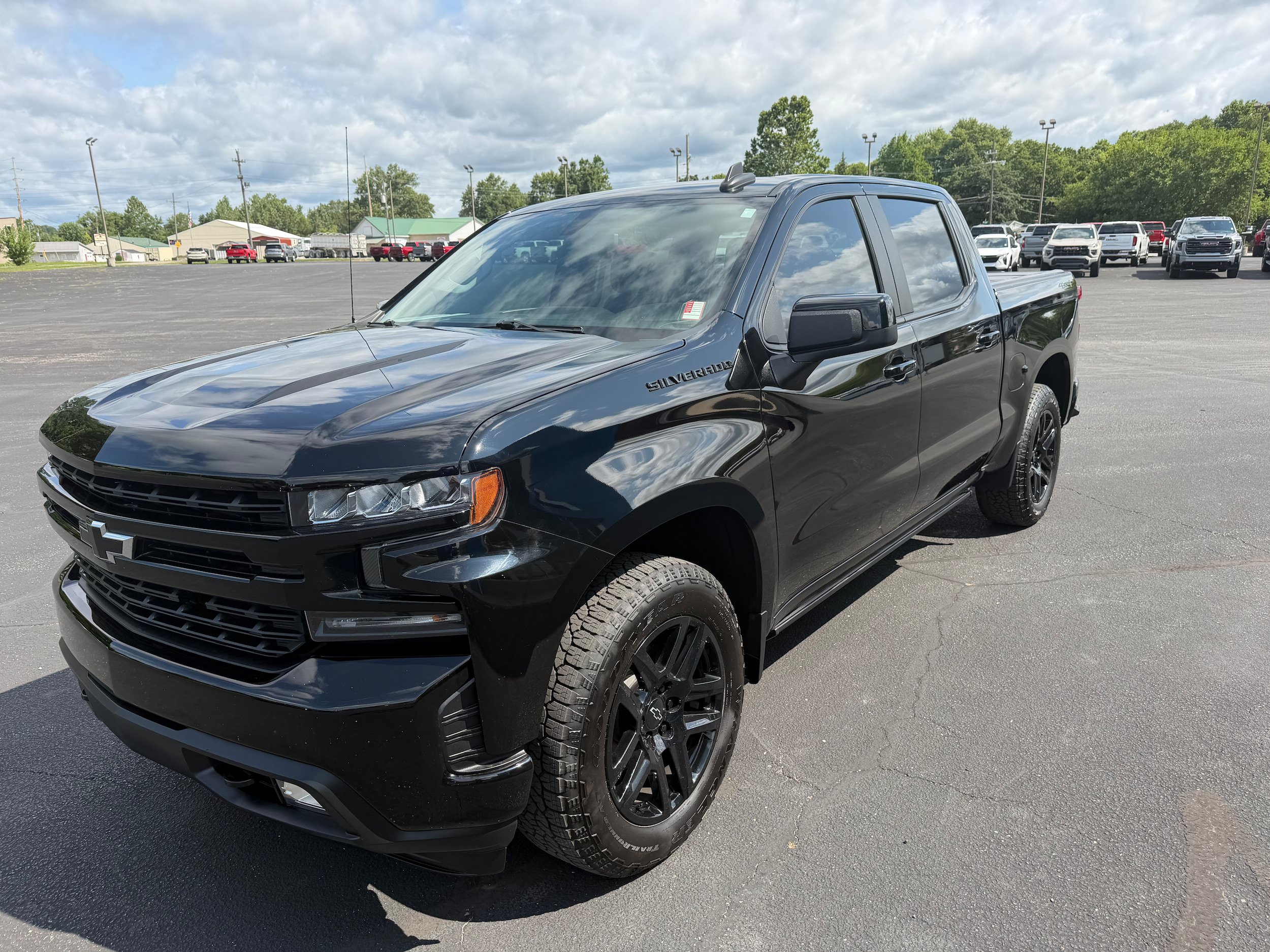 Used 2022 Chevrolet Silverado 1500 RST w/ Bed Protection Package AWD/4WD image 11