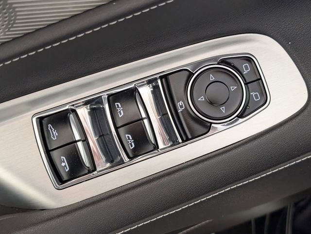 Used 2023 Chevrolet Corvette Stingray Preferred Conv w/ 2LT image 11