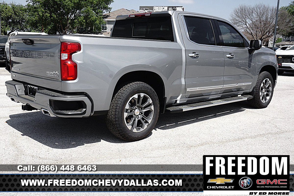 New 2025 Chevrolet Silverado 1500 High Country w/ Technology Package AWD/4WD image 7