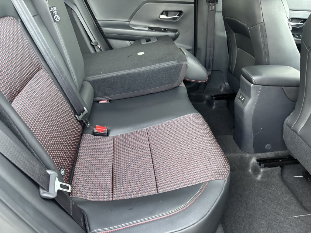New 2027 Nissan Kicks SR w/ SR Premium Package AWD/4WD image 28