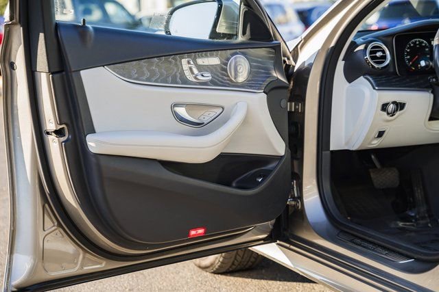 Used 2023 Mercedes-Benz E 450 4MATIC Sedan image 36