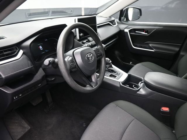 Certified 2025 Toyota RAV4 XLE w/ Convenience Package image 18