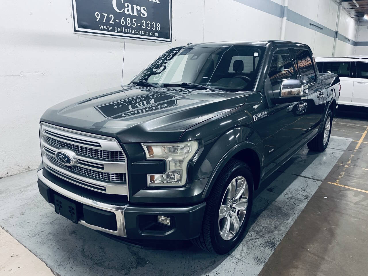Used 2015 Ford F150 Platinum w/ Equipment Group 701A Luxury RWD image 3