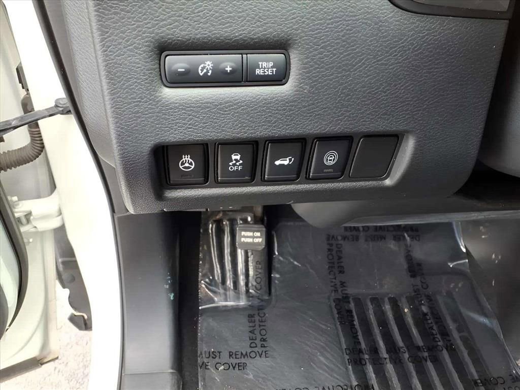 Used 2021 Nissan Murano Platinum w/ Cargo Package image 10