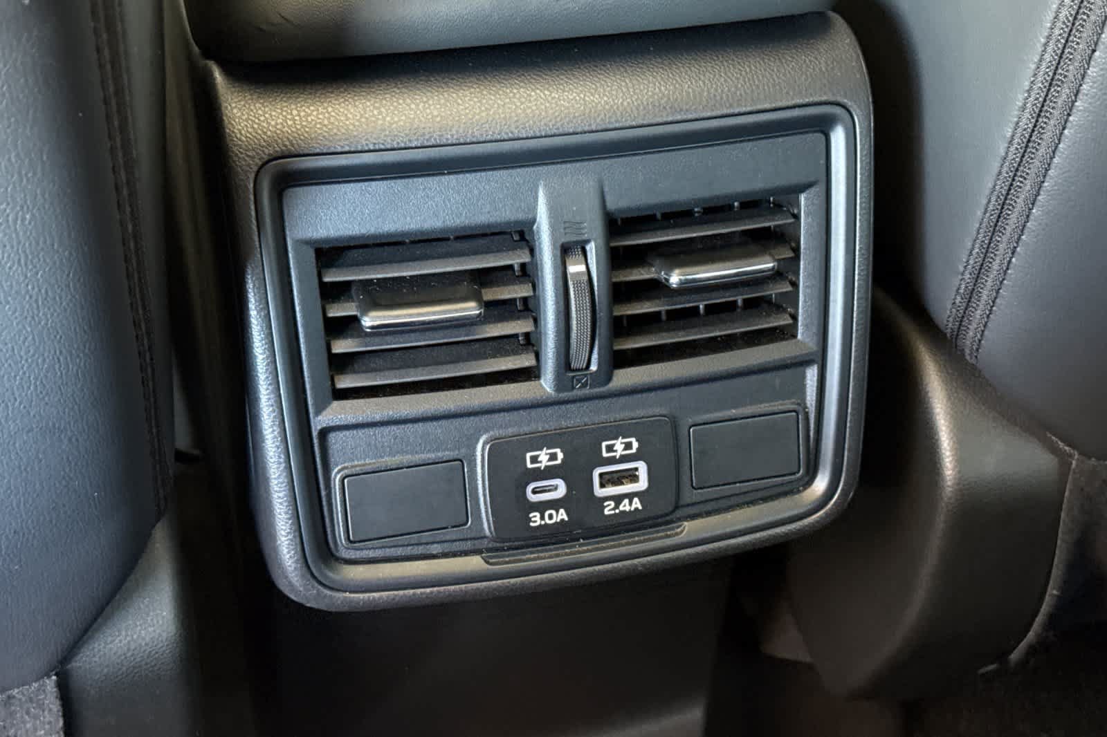 Used 2025 Subaru Forester Premium AWD/4WD image 13