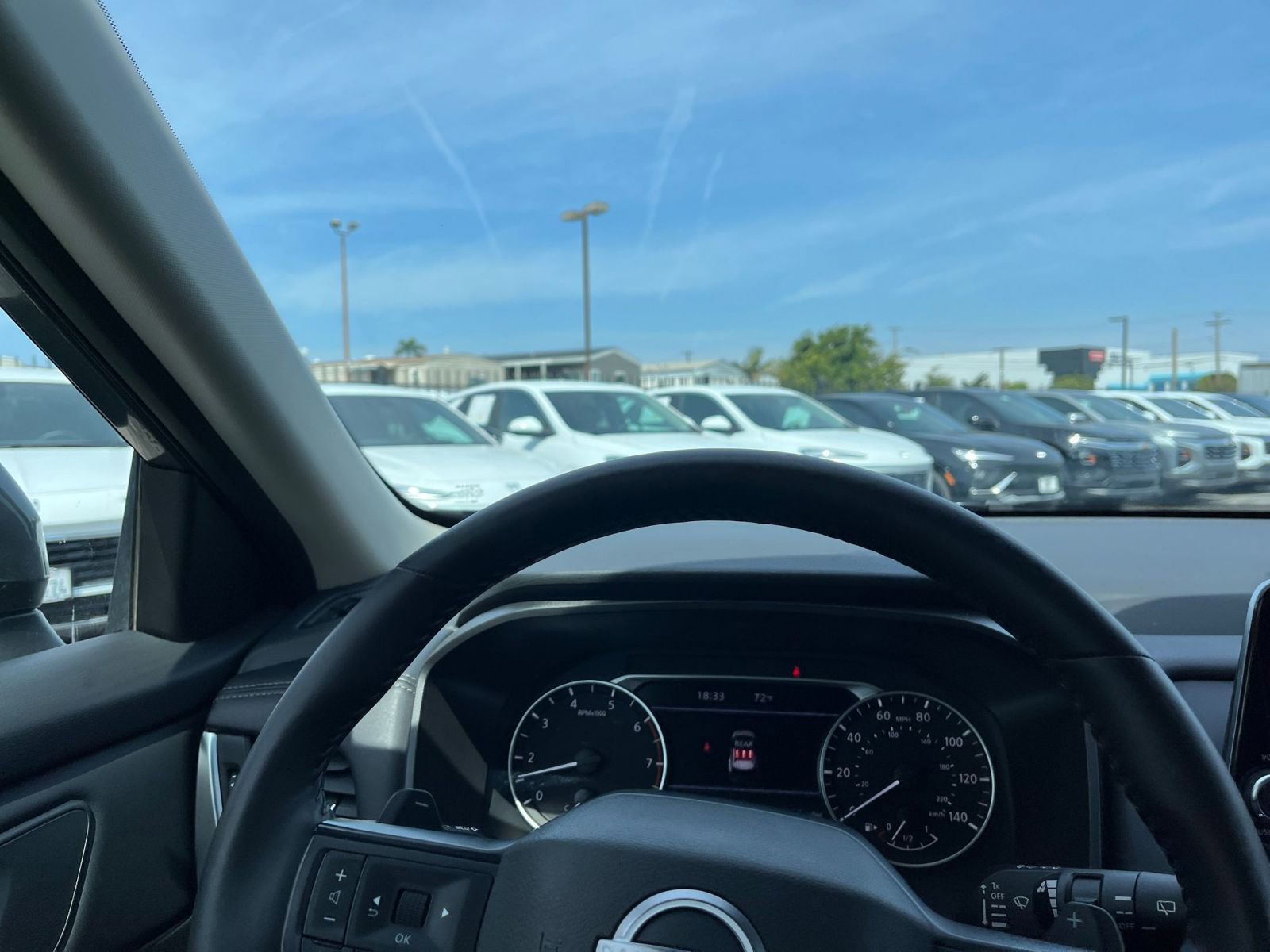 Used 2025 Nissan Rogue SV FWD image 36