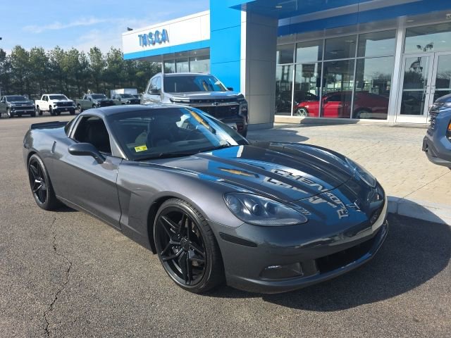 Used 2010 Chevrolet Corvette Coupe w/ 1LT image 1