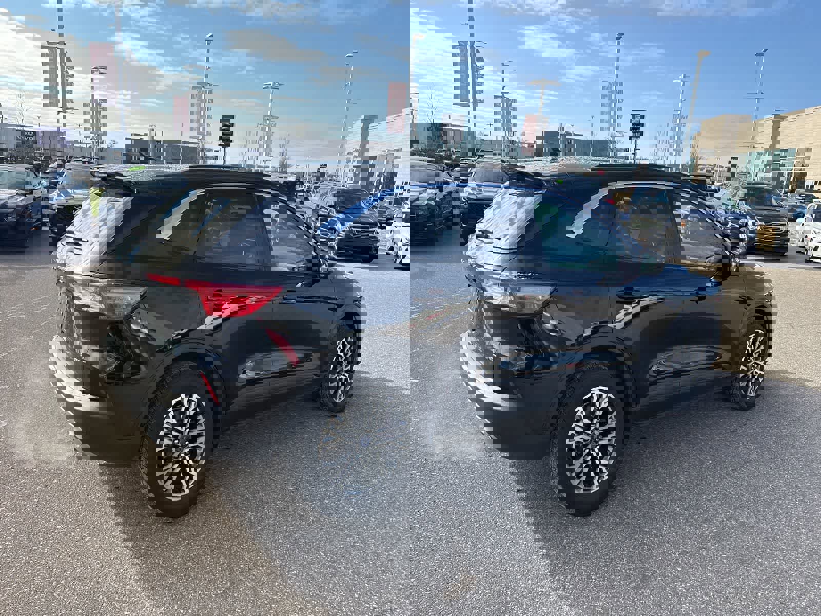 Used 2020 Ford Escape SEL image 5