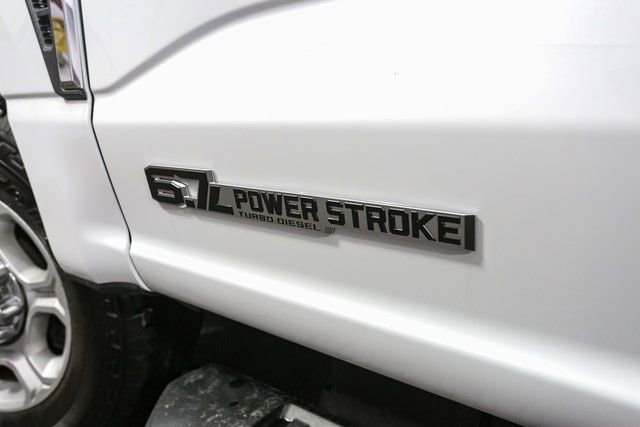 Used 2025 Ford F350 XLT image 8