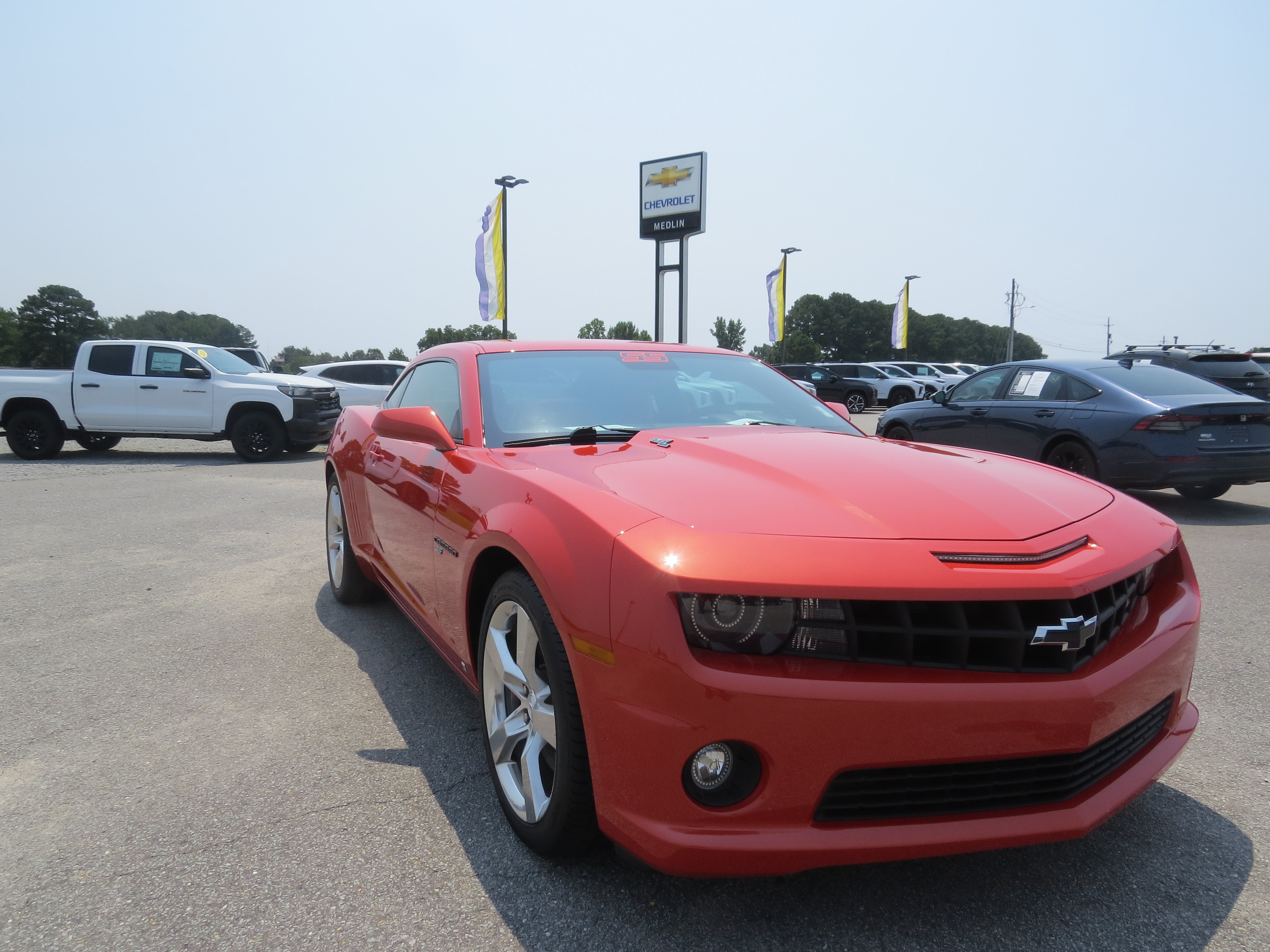 Used 2010 Chevrolet Camaro SS w/ RS Package RWD image 2