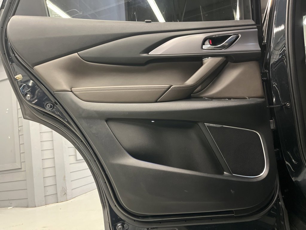 Used 2021 MAZDA CX-9 Signature image 28