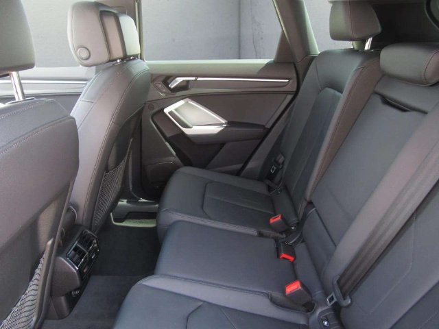 Used 2023 Audi Q3 2.0T Premium Plus AWD/4WD image 15