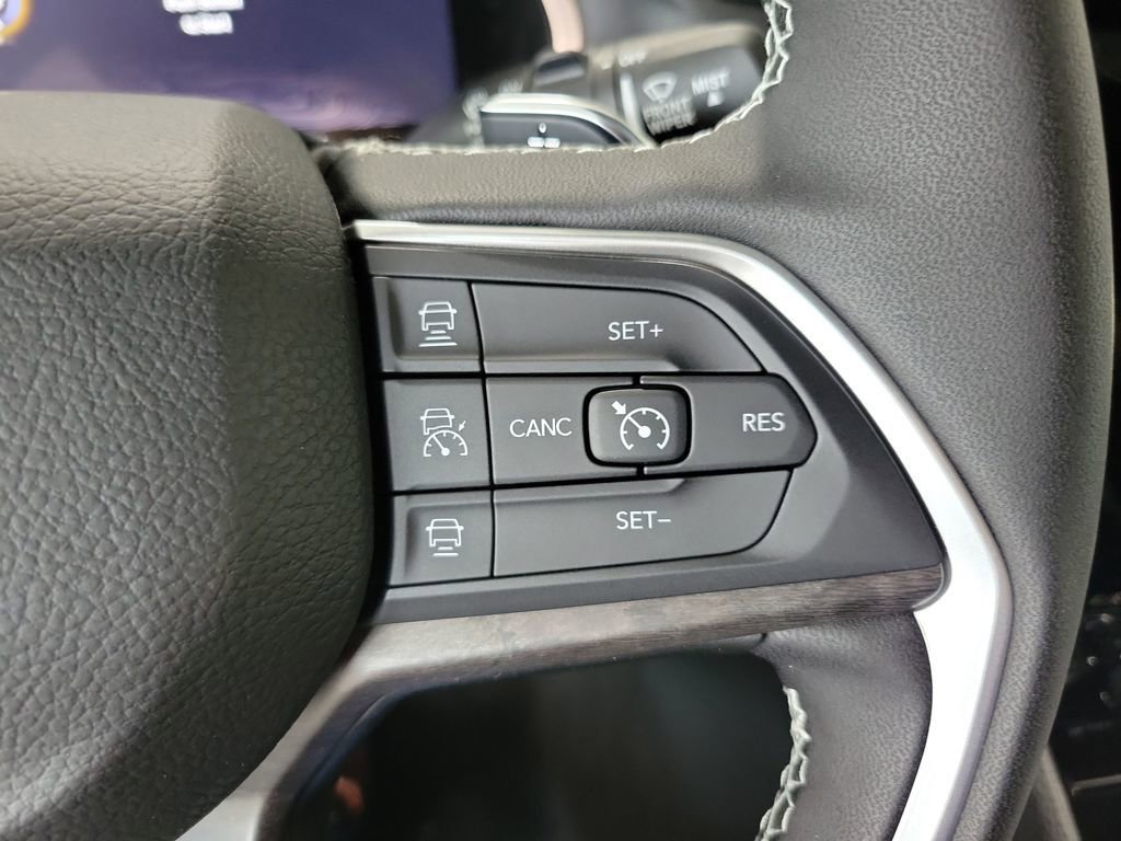 New 2025 Jeep Grand Cherokee L Limited image 21