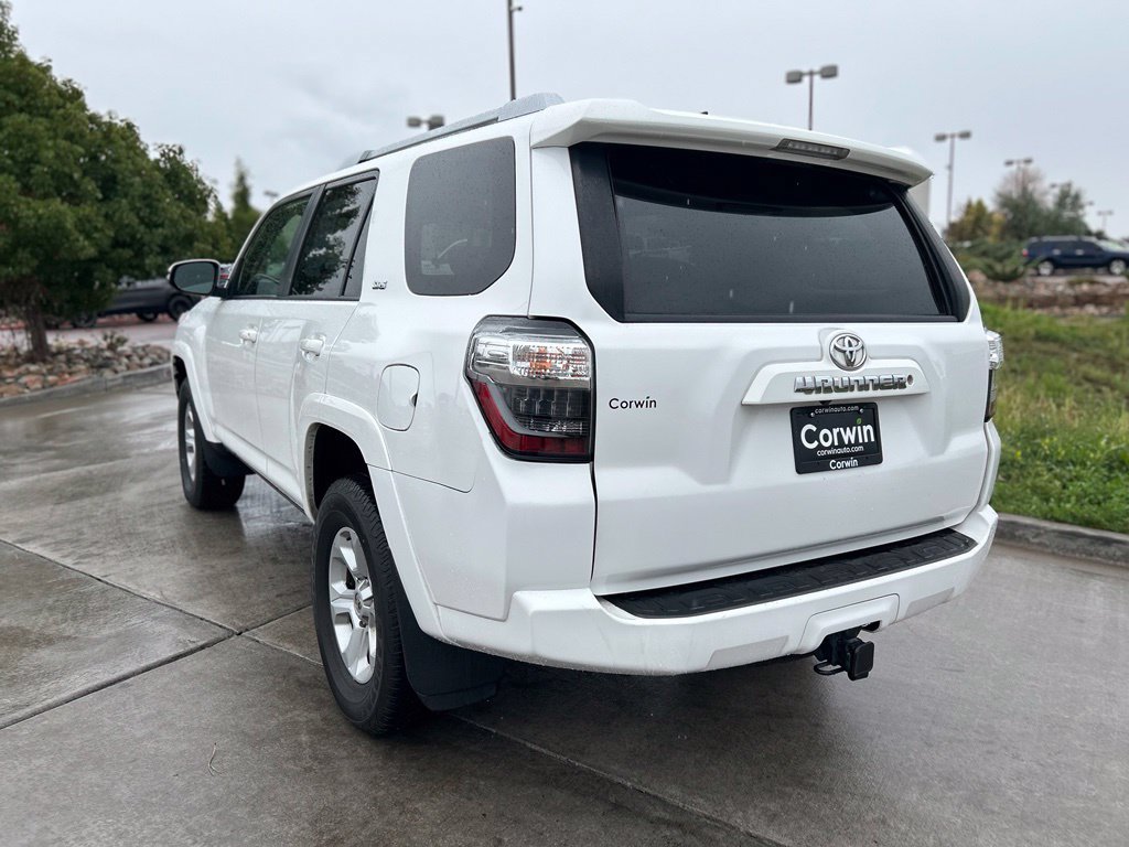 Used 2017 Toyota 4Runner SR5 Premium AWD/4WD image 5