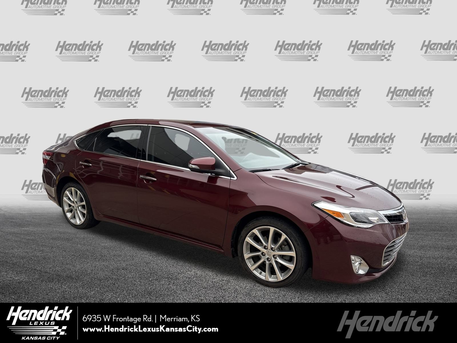 Used 2014 Toyota Avalon XLE Touring image 1