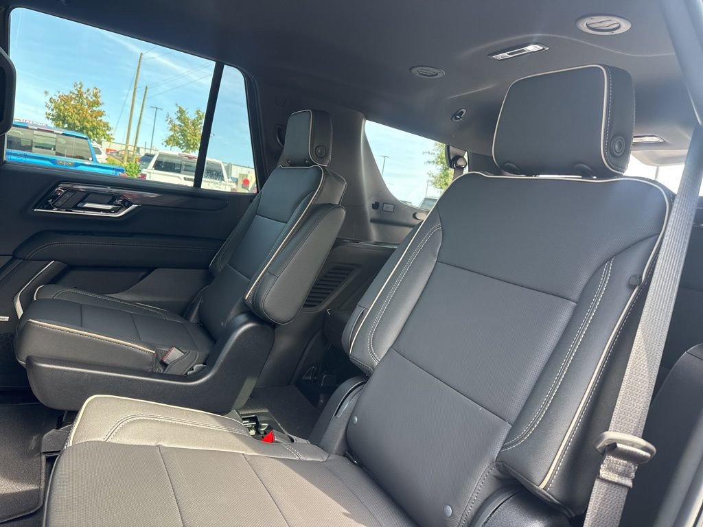 New 2026 GMC Yukon Elevation image 30
