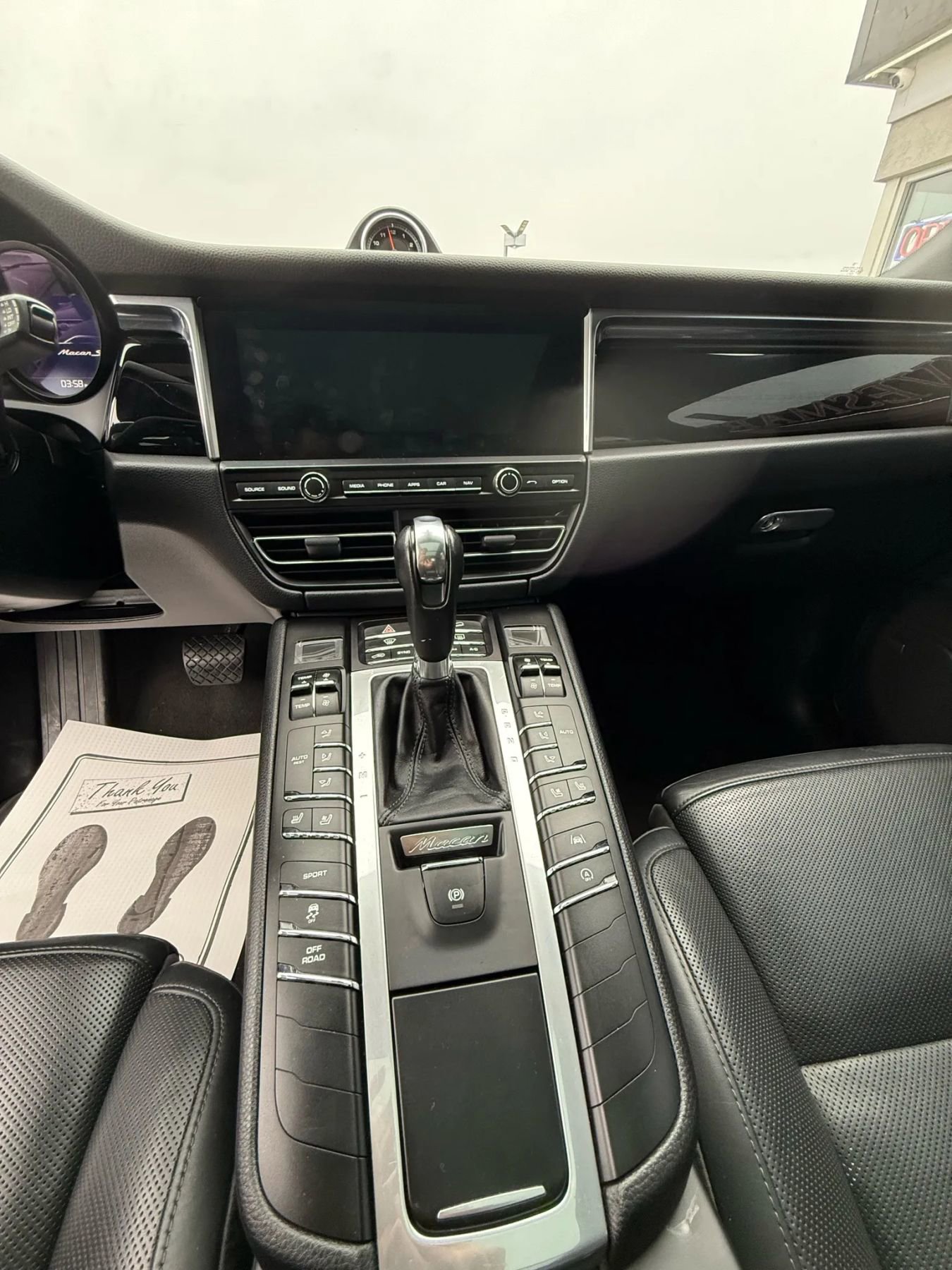 Used 2021 Porsche Macan S w/ Premium Package Plus image 14