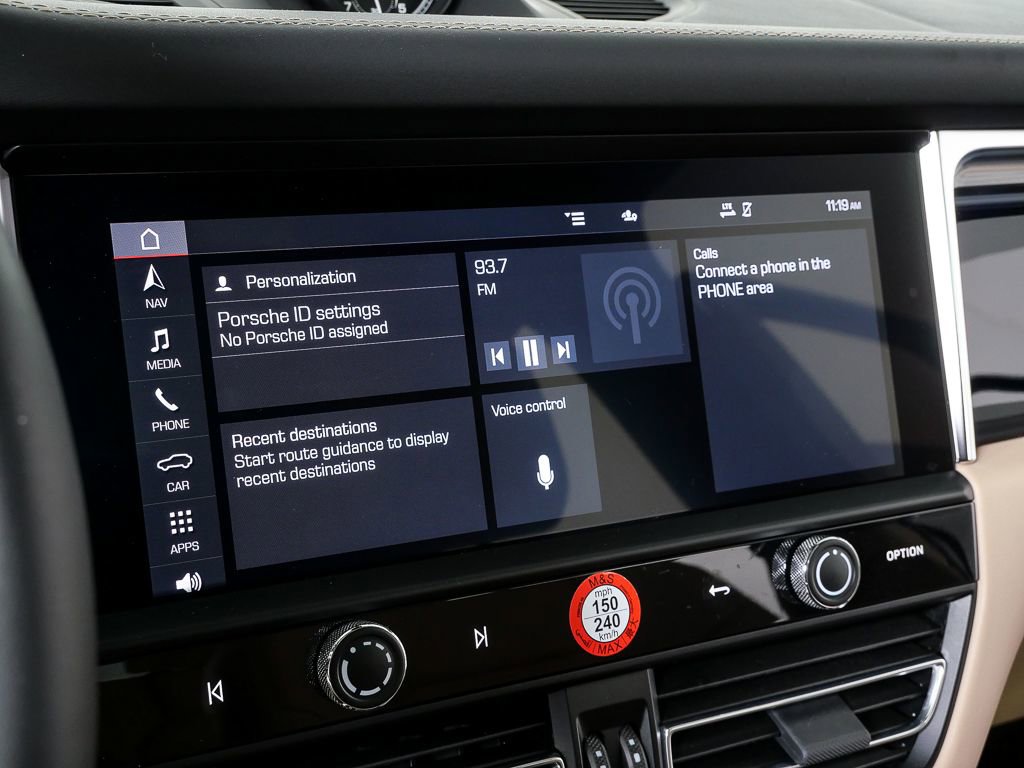 Certified 2023 Porsche Macan Turbo AWD/4WD image 14