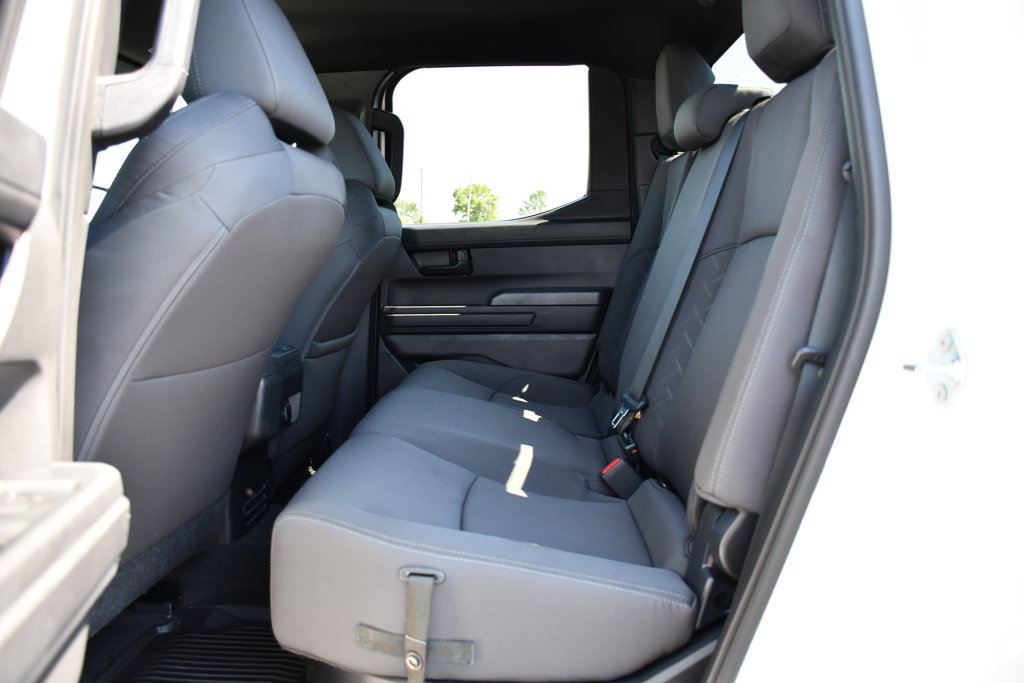 Used 2025 Toyota Tacoma SR5 AWD/4WD image 23