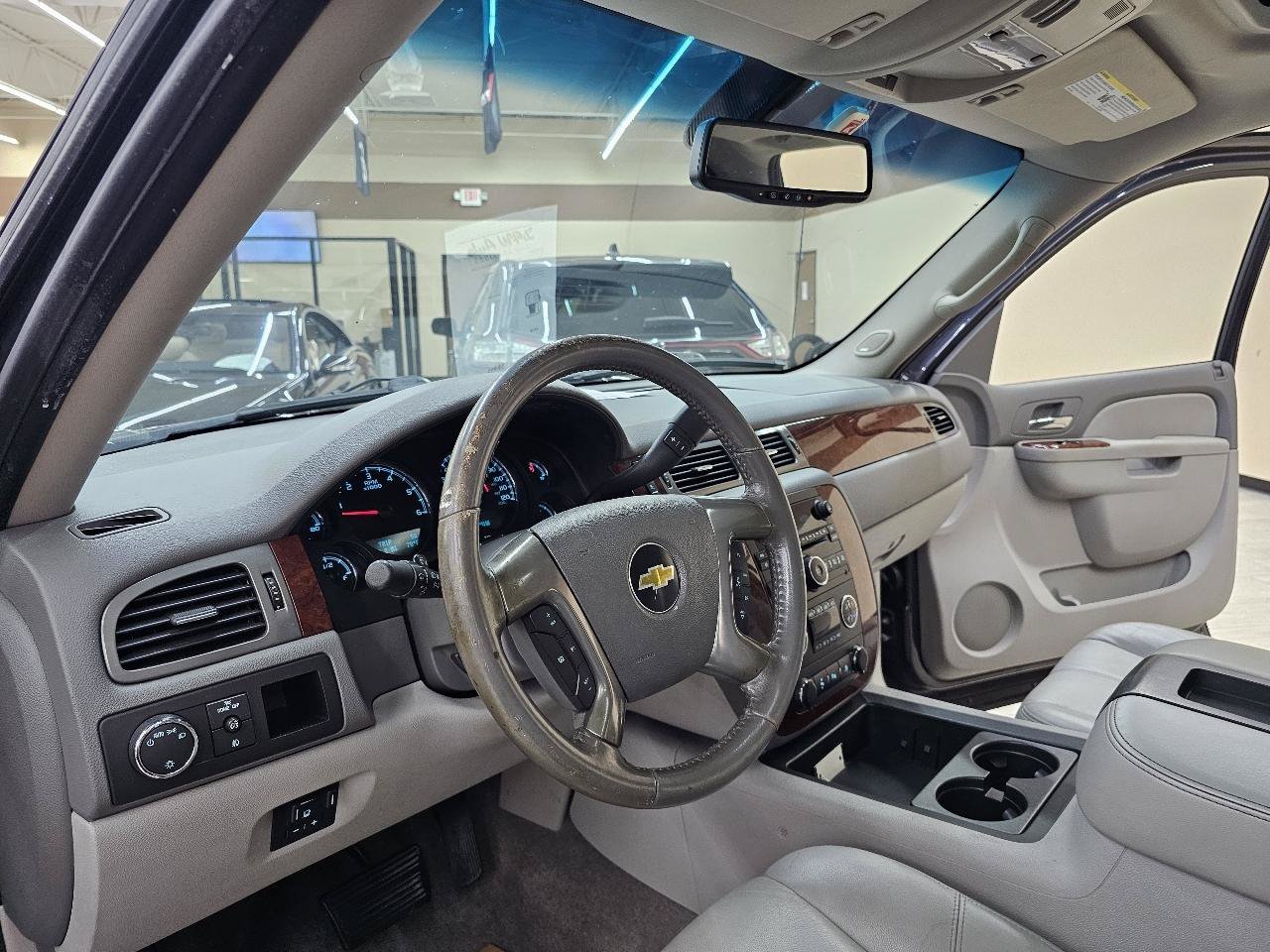 Used 2011 Chevrolet Avalanche LT w/ Regional Value Package RWD image 16