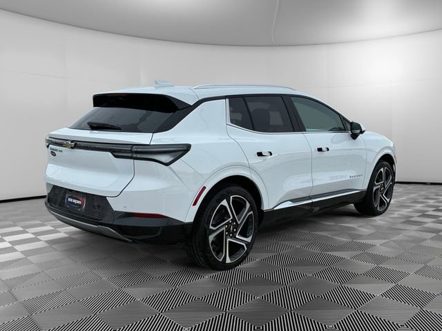 New 2026 Chevrolet Equinox EV LT image 3