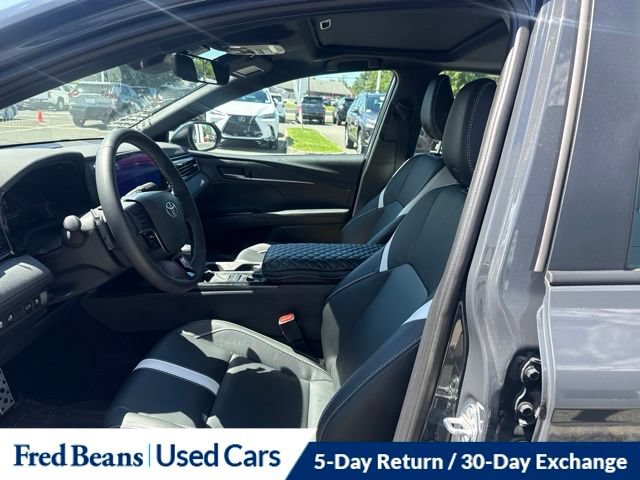 Used 2026 Toyota Camry SE w/ Multimedia Upgrade Package AWD/4WD image 23